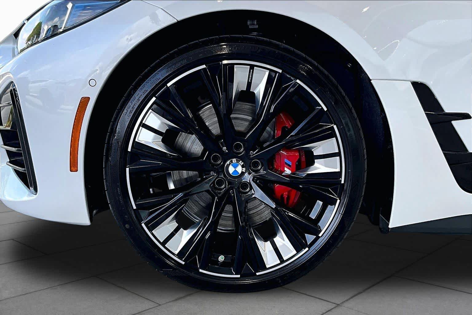 New 2026 BMW M440i w/ Premium Package RWD image 11