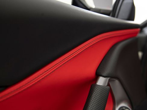 Certified 2019 Ferrari 812 Superfast RWD image 16