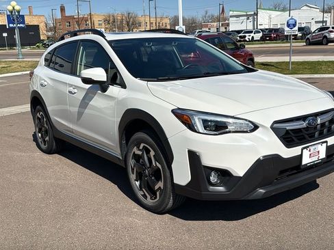 Certified 2023 Subaru Crosstrek 2.5i Limited AWD/4WD image 3