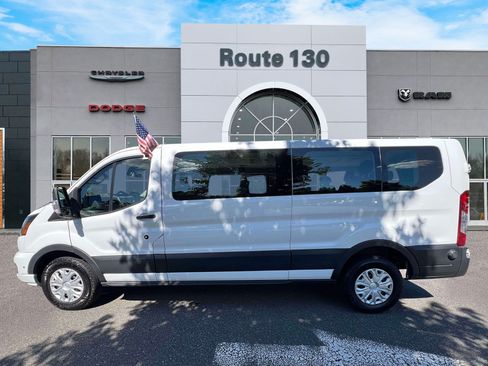 Used 2024 Ford Transit 350 XLT RWD image 5