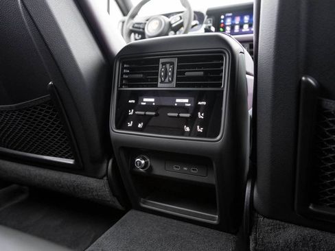 New 2026 Porsche Cayenne S image 28