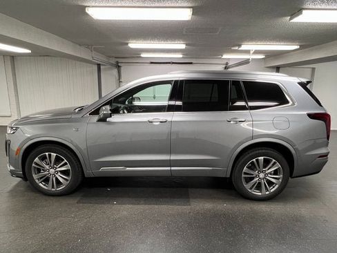 New 2025 Cadillac XT6 Premium Luxury w/ Technology Package image 7