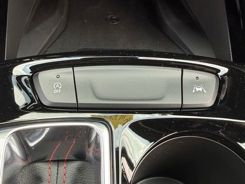 New 2026 Chevrolet Trax RS w/ Sunroof Package FWD image 19