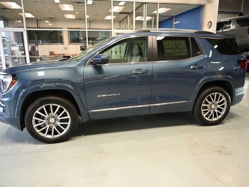 New 2026 GMC Terrain Denali w/ LPO, Floor Liner Package AWD/4WD image 7