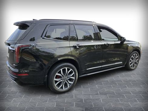 Certified 2024 Cadillac XT6 Sport w/ Technology Package AWD/4WD image 5