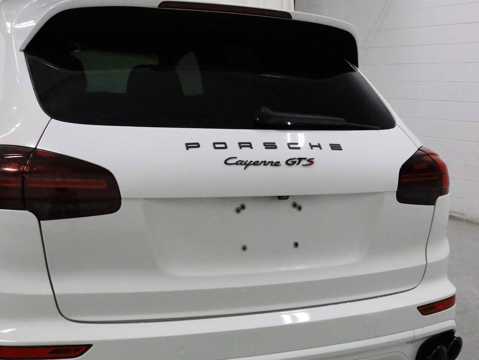 Used 2016 Porsche Cayenne GTS AWD/4WD image 8