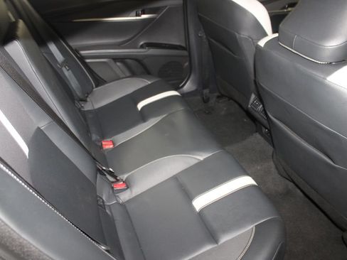 Used 2025 Toyota Camry SE FWD image 23