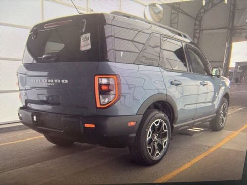 Used 2025 Ford Bronco Sport Outer Banks w/ Outer Banks Tech Package+ image 2