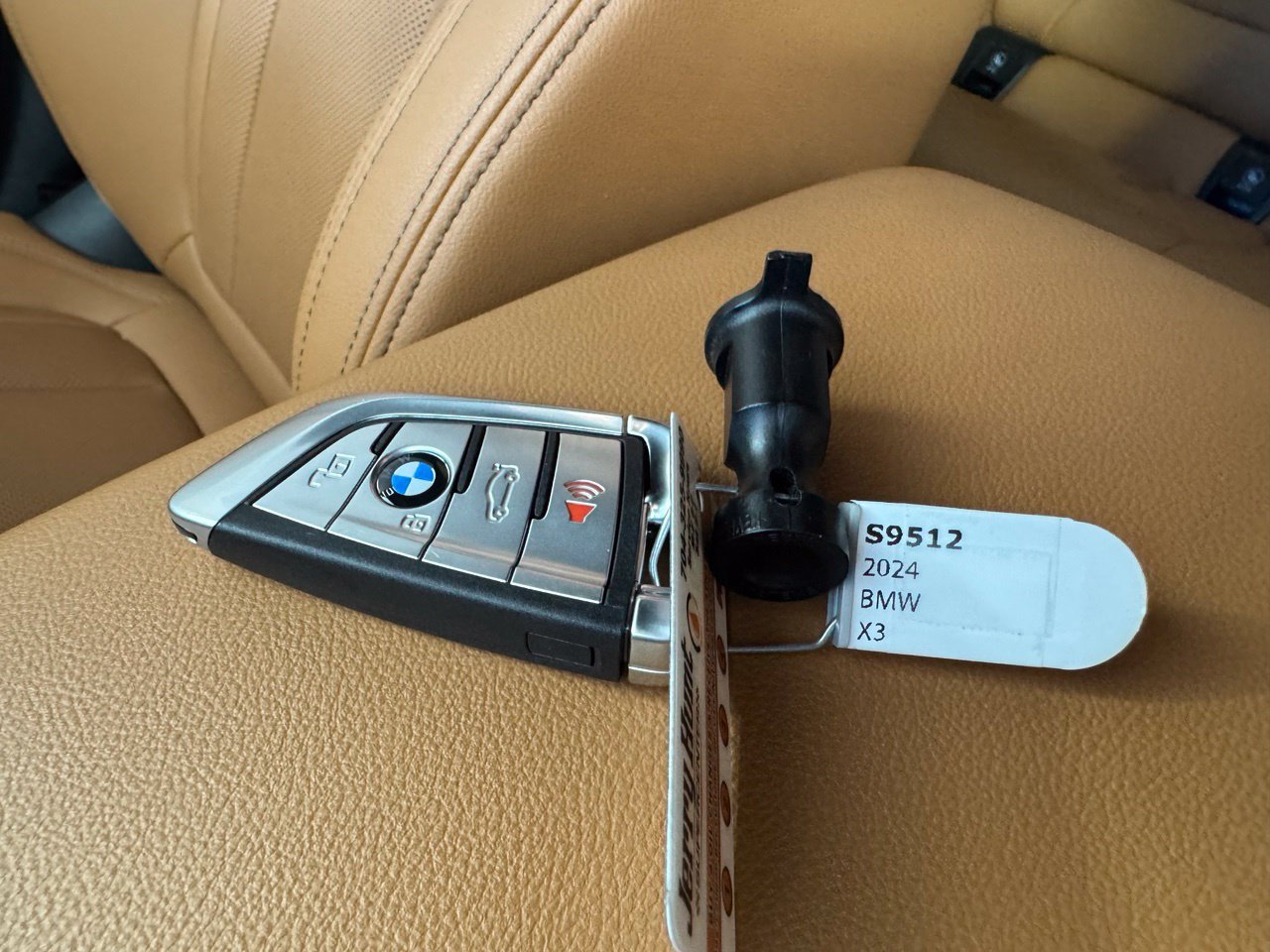 Used 2024 BMW X3 sDrive30i w/ M Sport Package RWD image 3
