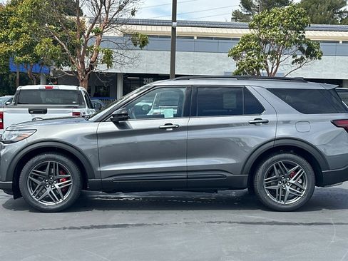 Used 2026 Ford Explorer ST w/ Sun And Sound Package AWD/4WD image 6