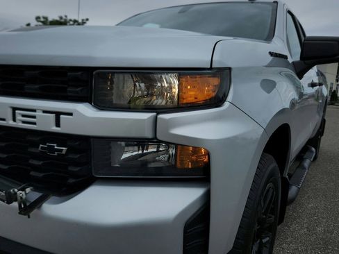 Used 2020 Chevrolet Silverado 1500 Custom w/ Rally Edition AWD/4WD image 10