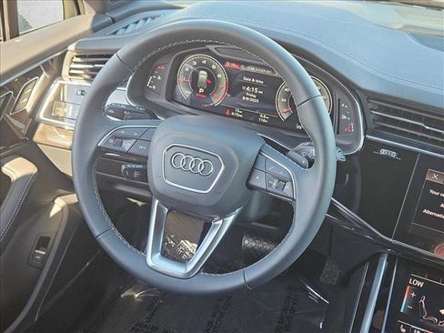 New 2025 Audi Q7 3.0T Premium Plus image 7