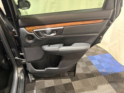 Used 2017 Honda CR-V EX-L image 11