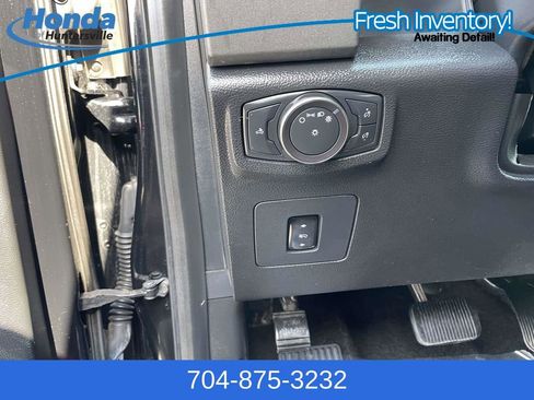 Used 2018 Ford F150 Raptor w/ Equipment Group 801A Mid AWD/4WD image 25