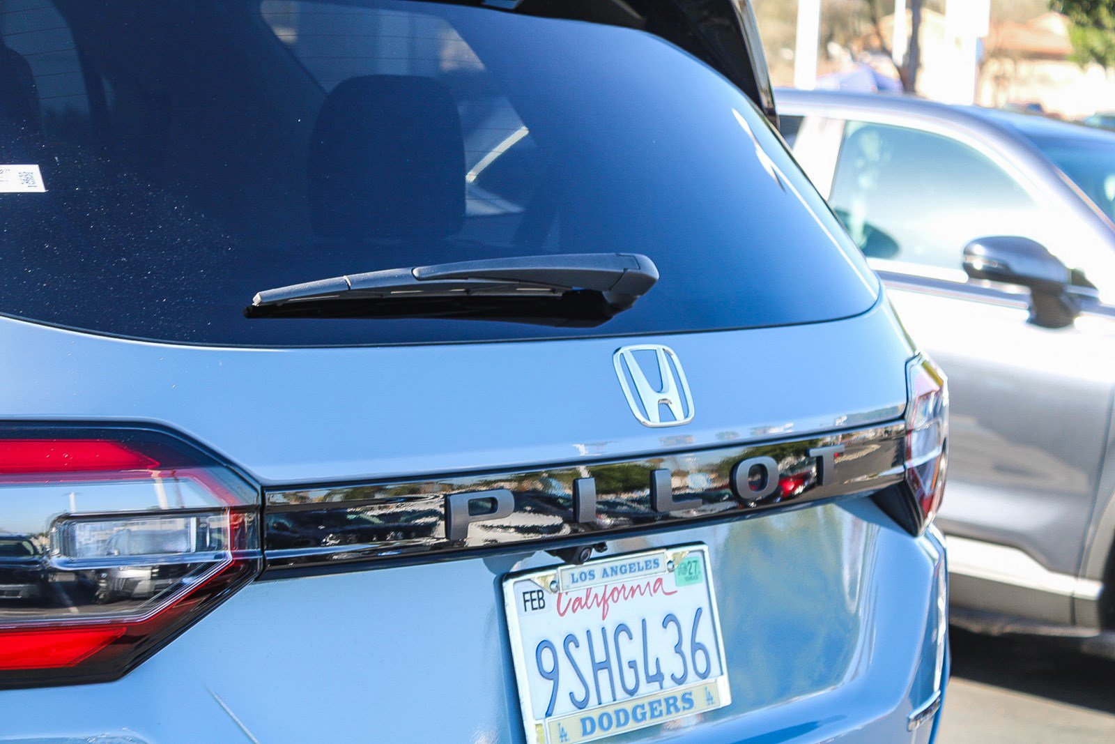 Used 2025 Honda Pilot Touring image 11