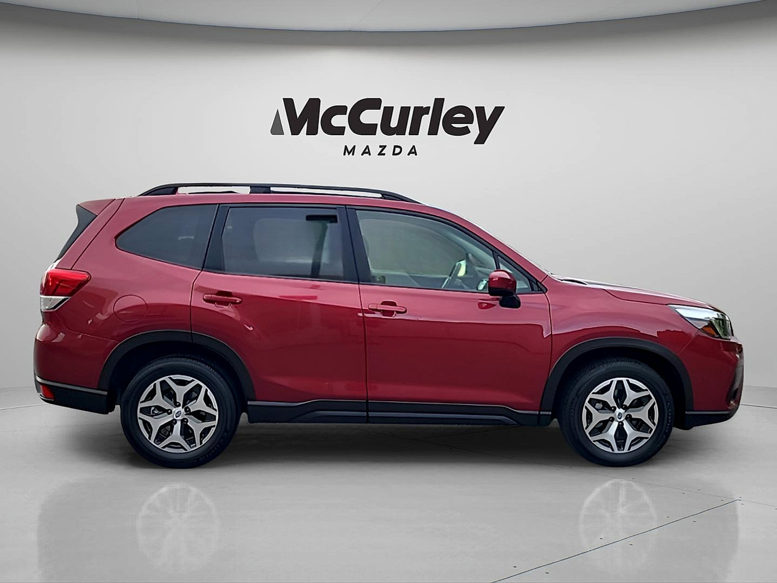 Used 2020 Subaru Forester Premium AWD/4WD image 9