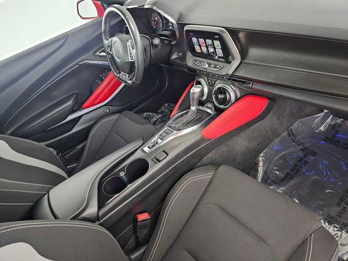 Used 2016 Chevrolet Camaro SS image 11