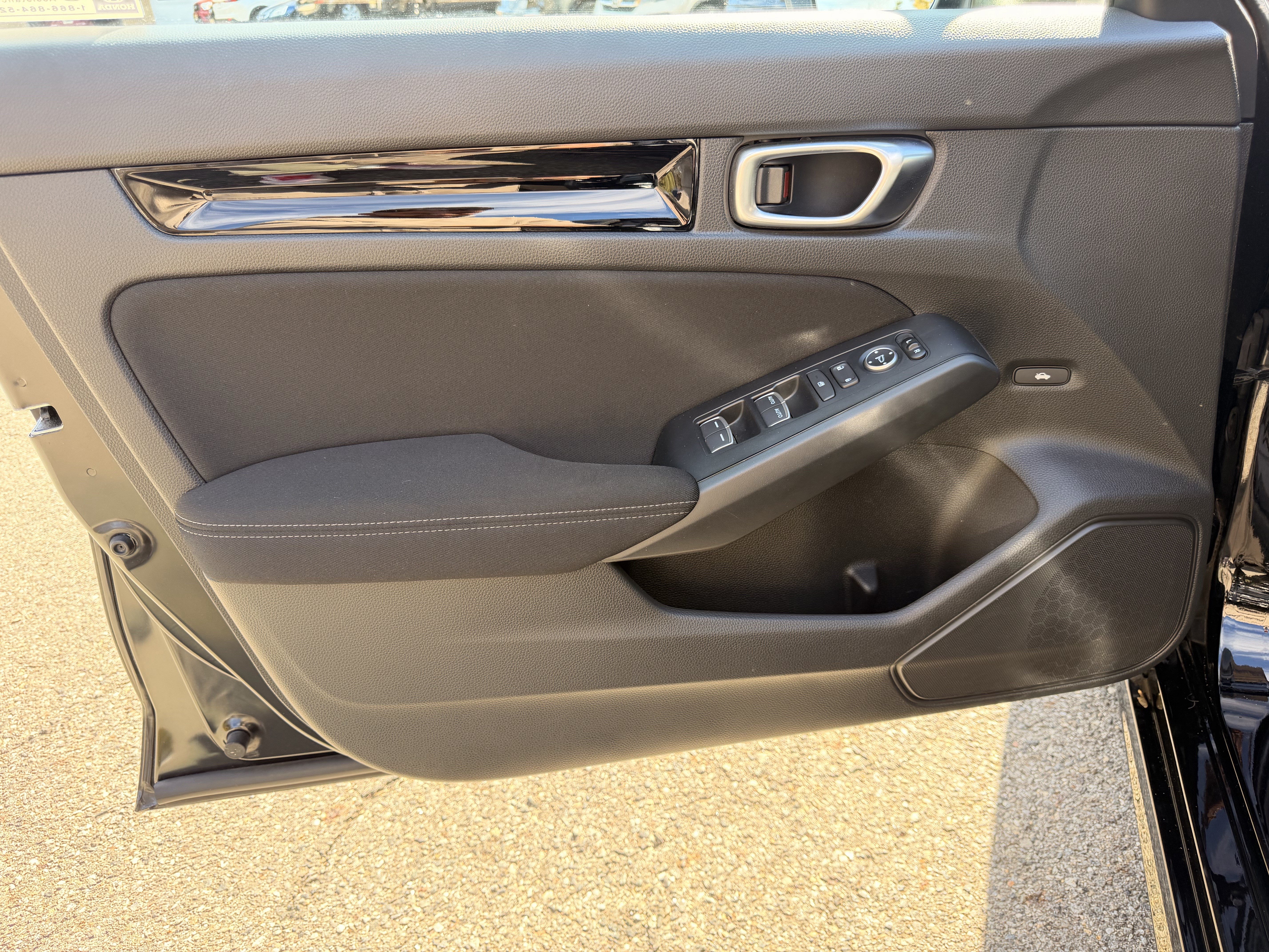 Used 2024 Honda Civic EX image 11