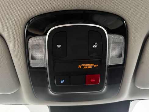 Used 2025 Hyundai Sonata SEL FWD image 24