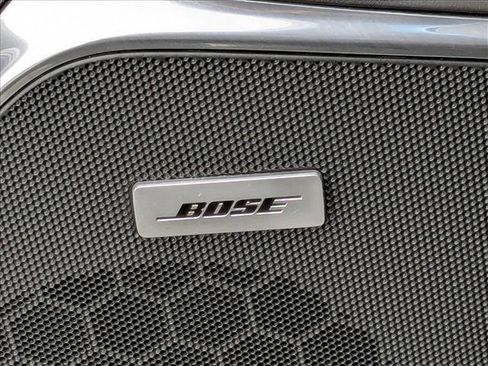 Used 2019 Cadillac Escalade ESV Premium Luxury image 12