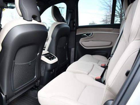 New 2026 Volvo XC90 B6 Plus w/ Protection Package Premier AWD/4WD image 16