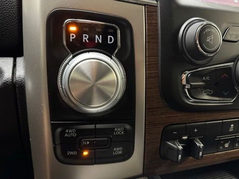 Used 2018 RAM 1500 Laramie AWD/4WD image 27