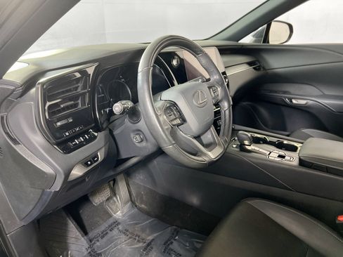 Used 2023 Lexus RX 350 Premium w/ Accessory Package (Z1) AWD/4WD image 9