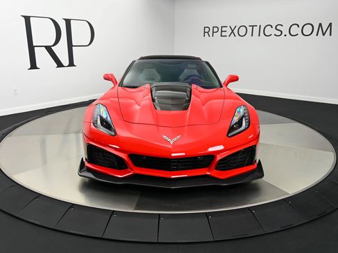 Used 2019 Chevrolet Corvette ZR1 RWD image 5