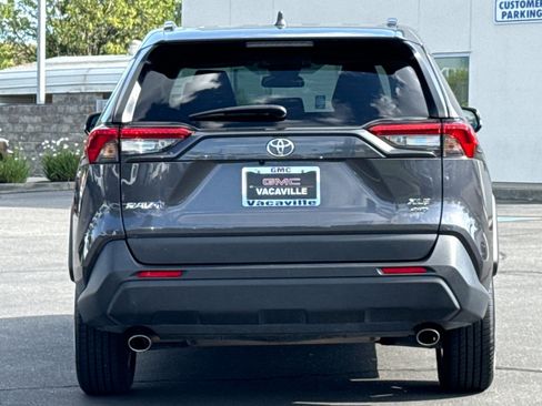 Used 2024 Toyota RAV4 XLE AWD/4WD image 6