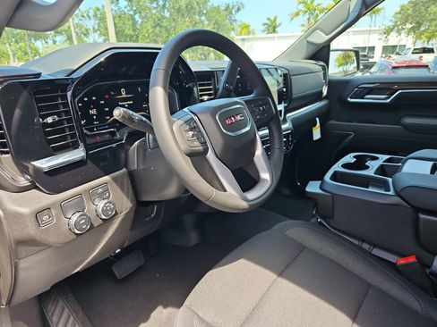 New 2025 GMC Sierra 1500 Elevation w/ LPO, Elevation Black Package image 13