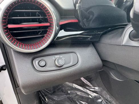 New 2026 Chevrolet Trax RS w/ Sunroof Package image 16