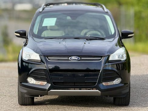 Used 2016 Ford Escape Titanium image 5