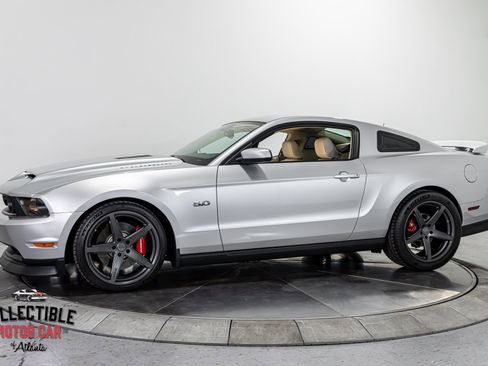 Used 2011 Ford Mustang GT Premium image 12