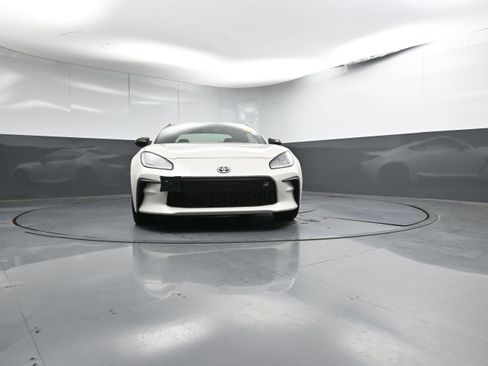 Certified 2024 Toyota GR86 Premium image 23