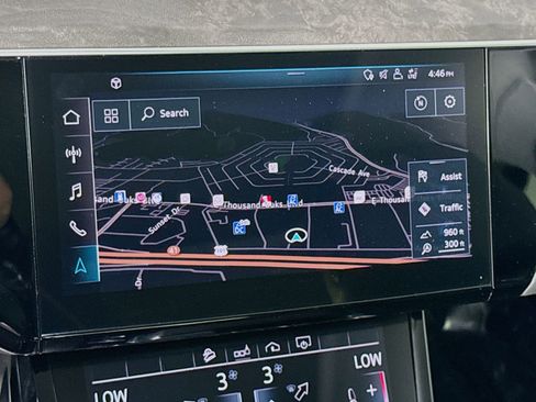 Used 2019 Audi e-tron Premium Plus image 13