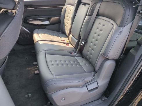 New 2026 Kia EV9 Wind image 25