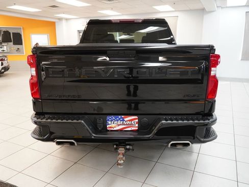 Used 2022 Chevrolet Silverado 1500 RST w/ LPO, Blackout Package AWD/4WD image 8
