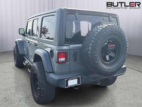 Used 2021 Jeep Wrangler Unlimited Sport AWD/4WD image 10