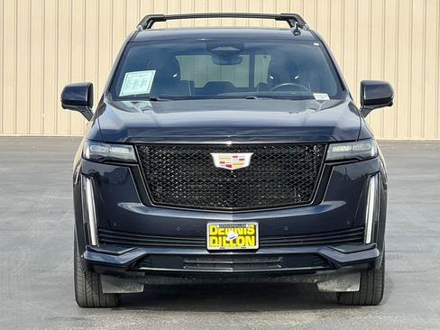 Used 2023 Cadillac Escalade Sport AWD/4WD image 9
