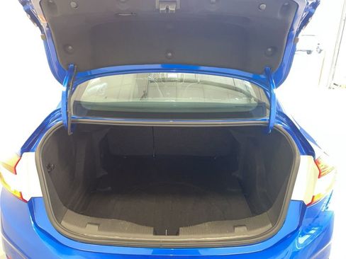 Used 2017 Chevrolet Cruze LT image 13