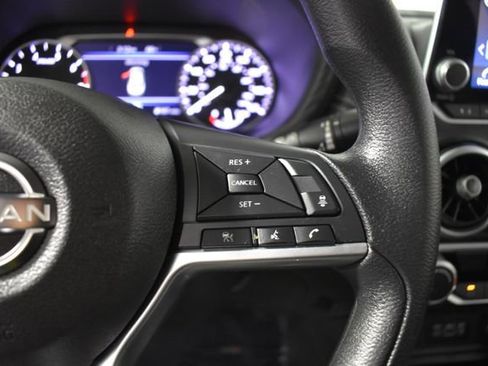 Used 2025 Nissan Sentra SV FWD image 19