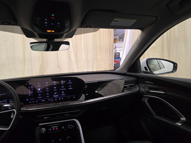 Certified 2025 Audi Q5 Premium Plus w/ Premium Plus AWD/4WD image 33