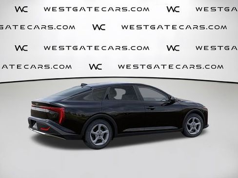 New 2025 Kia K4 LXS image 14