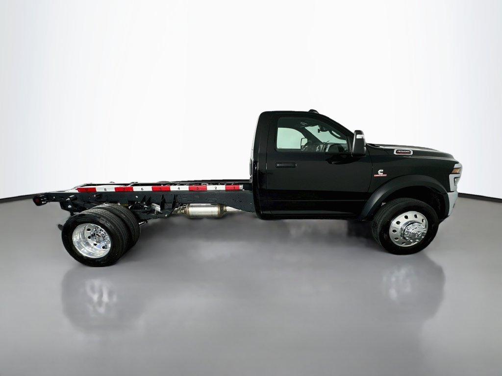 New 2026 RAM 4500 Tradesman w/ Chrome Appearance Group RWD image 8
