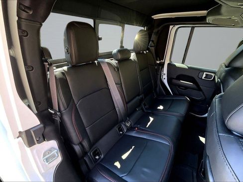 New 2026 Jeep Gladiator Rubicon AWD/4WD image 10