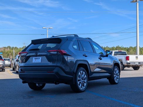 New 2025 Toyota RAV4 XLE Premium image 5