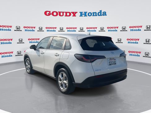 Certified 2023 Honda HR-V LX image 7