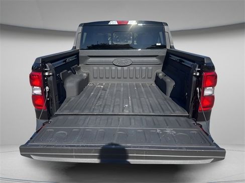 Used 2024 Ford Maverick Lariat w/ Black Appearance Package image 13