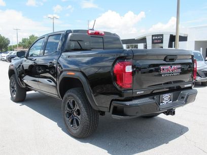 New 2025 GMC Canyon Elevation w/ Convenience Package
