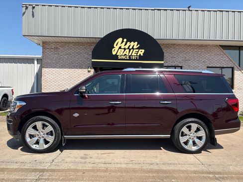 Used 2023 Ford Expedition Max King Ranch AWD/4WD image 2